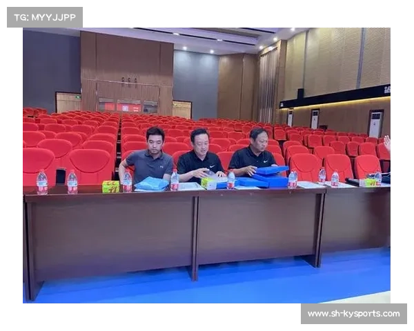 鹿泉区签约退役车手推动青少年培养计划 打造自行车运动特色学校