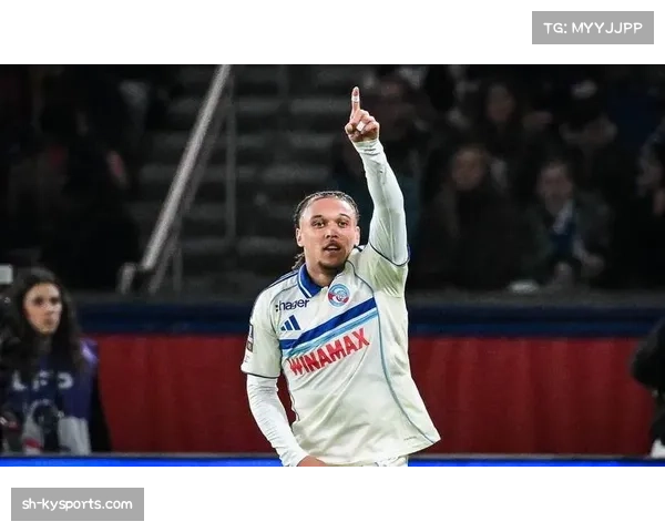 斯特拉斯堡不敌朗斯 帕尼切利进球难挽败局